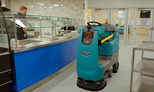 توانمندسازی حرفه ای های نظافت تجاری با ربات های متحرک مستقل